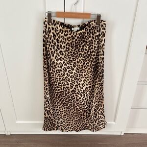 H&M Leopard Print Women's Skirt - medium